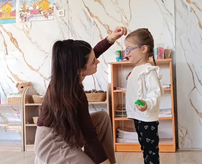 Zaman ne çabuk geçiyor; miniklerimiz gözümüzün önünde büyüyor. 